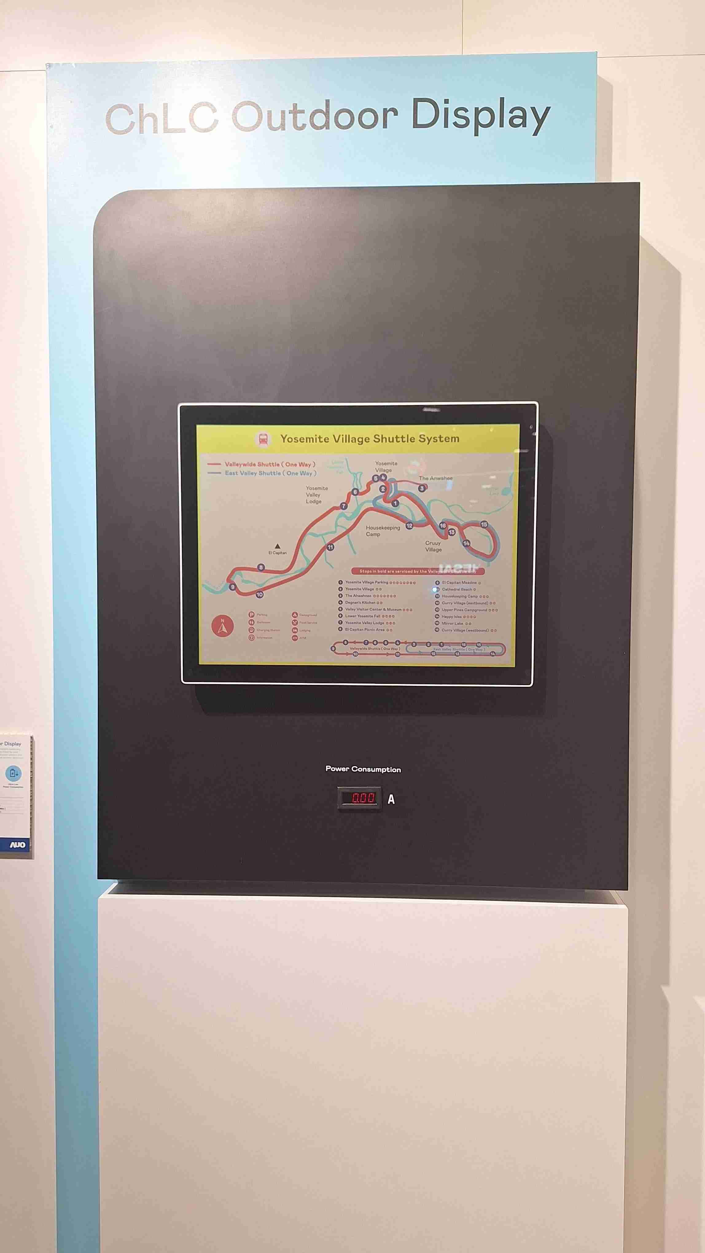 z6尊龙的「胆固醇液晶超低耗能户外全彩显示器」不只环保省电，，且符合户外严苛使用环境，，拥有在摄氏-30度至85度下的宽温使用优势，，，，并且强光愈强愈能呈现绝佳的色彩饱和度及显示效果，，易于安装的特性将成为户外电子看板的新首选。。。